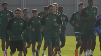 Bursaspor'da Milli Oyuncular Dönerek Çalışmalara Başladı