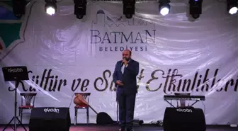 Geceyi Tasavvuf Sohbeti ve İlahi Sesleri Yankılattı