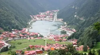 Uzungöl'e Seyir Terasından Bakılacak