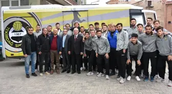 Başkan Albayrak'tan Tekirdağ Sporlu Futbolculara Moral Yemeği