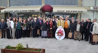 Futbol Adamları Huzurevi Sakinleri ile Bir Araya Geldi