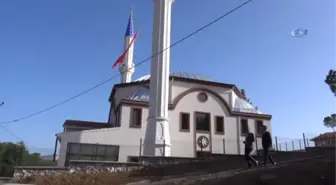 Kavaklıdere'de Hayırseverlerin Yaptırdığı Cami İbadete Açıldı