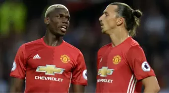 Manchester United'da Ibrahimovic, Pogba ve Rojo Geri Döndü