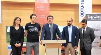 Nihat Zeybekci, Toged Ziyareti Esnasında 'Mobu' Oynadı