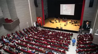 Âşık Mahzuni Şerif, Karşıyaka'da anıldı