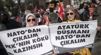 Beşiktaş'ta NATO Protestosu