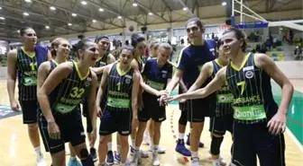 Fenerbahçe, Yakın Doğu Üniversitesi'ni Deplasmanda Devirdi