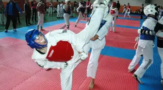 Tekvandocular Kahramanmaraş'ta Buluştu