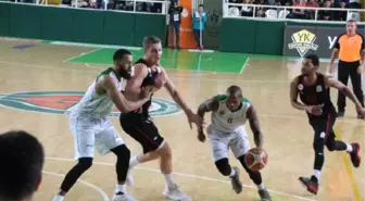 Yeşilgiresun Belediyespor-Gaziantep Basketbol: 91-84