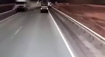 Rusya'da Korkunç Kaza: 2 Ölü, 1 Yaralı