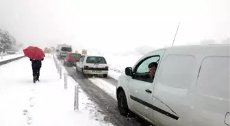 Karabük-Bartın Yolunda Kar Ulaşımı Aksattı