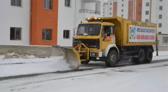 Melikgazi'de Kar Temizleme Ekipleri Harekete Geçti