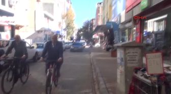 Adıyaman Bakan Yardımcısı Tüfekçi, Adıyaman'da Bisiklet Kullandı