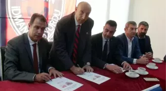 Mersin İdmanyurdu, Memduh Özbalta ile Sözleşme İmzaladı