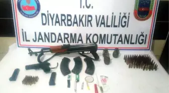 Diyarbakır'da 1 PKK'lı Terörist Ölü Ele Geçirildi