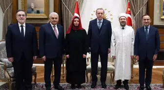 Erdoğan, Diyanet İşleri Başkanı Erbaş'ı Kabul Etti