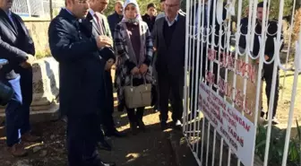 Şehit Okul Müdürü Mezarı Başında Anıldı