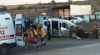 Şırnak'ta Tır Minibüse Çarptı: 4 Yaralı