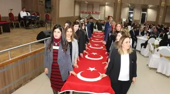 Öğretmenler Öğretmenleri Eğlendirdi