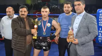 Türkiye - İran Uluslararası Muaythai Galası Düzenlendi