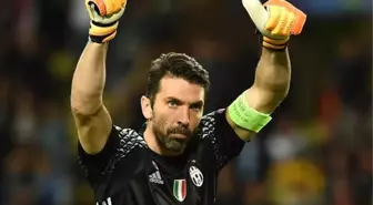 39 Yaşındaki Buffon Ödüle Doymuyor