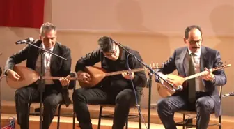 İbrahim Kalın ve Yavuz Bingöl Birlikte Saz Çalıp Türkü Söyledi