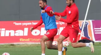 Elaziz Belediyespor'da 2 Futbolcu ile Yollar Ayrıldı