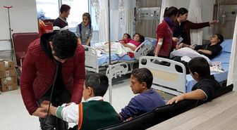 16 Öğrenci Zehirlenme Şüphesiyle Hastaneye Kaldırıldı