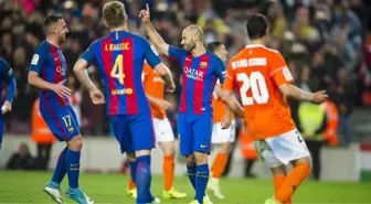 Arjantinli Defans Oyuncusu Javier Mascherano, Barcelona'dan Ayrılıyor