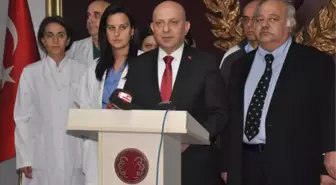 Prof. Dr. İbiş: Deniz Baykal Yardımla Ayakta Durabiliyor