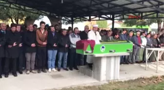 Sakarya Kazada Yaralanan 17 Yaşındaki Ebrar Yaşamını Kaybetti