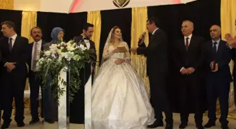 Ekonomi Bakanı Zeybekci Nikah Şahidi Oldu