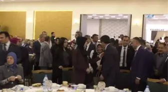 Ekonomi Bakanı Zeybekci Nikah Şahidi Oldu