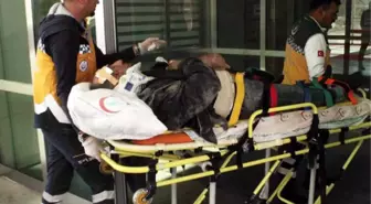 Şarampole Yuvarlanan Kamyondan Son Anda Atladı