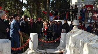 Vatan Şairi Namık Kemal Mezarı Başında Anıldı