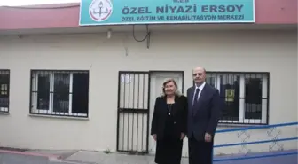 Zihinsel Engellilere Aile Ortamında Eğitim