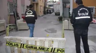 2 El Bombası Fünyesi Patladı: 1 Yaralı