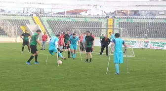 Denizli Ampute Futbol Takımı ile Denizlispor Yönetimi Maç Yaptı