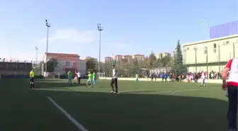 Göz Bandıyla Futbol Maçı - İstanbul