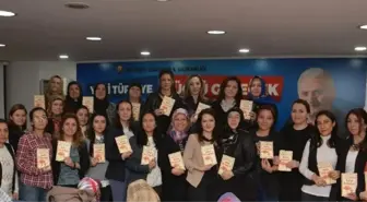 AK Parti Kadın Kolları'nda Her Ay Bir Kitap