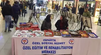 Özel Öğrencilerden 'Farkındalık' Sergisi