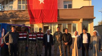 Şehit Mezarında Bakım Onarım Çalışması