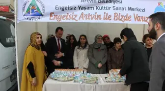 Artvin'in 'Engel Tanımayan' Öğrencilerinden Kurabiye İkramı