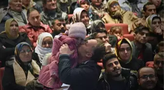 23 Yıl Bekledikleri Kızının Doğum Gününde, TOKİ'den Ev Sahibi Oldu