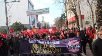 Ayşe'nin Ölümü Kadınları Sokağa Döktü