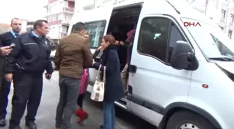 Karaman Öğrenci Servisi Kamyonetle Çarpıştı 4'ü Öğrenci 5 Kişi Yaralandı