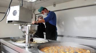 Ekmek Kırıntısı Kavgası Tatlıya Bağlandı