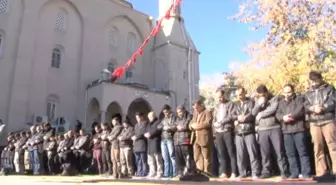 AK Parti Gaziantep Milletvekili Uzer: 'Kabe İmamı Amerika ve İsrail'in Güzel İşler Yaptığını...