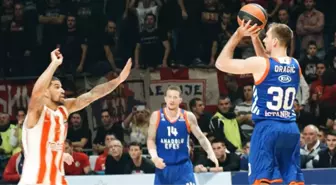 Anadolu Efes, Deplasmanda Kızılyıldız'a 100-81 Yenildi