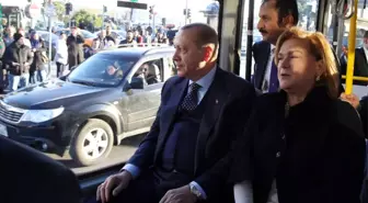 Cumhurbaşkanı Erdoğan Elektrikli Otobüse Bindi